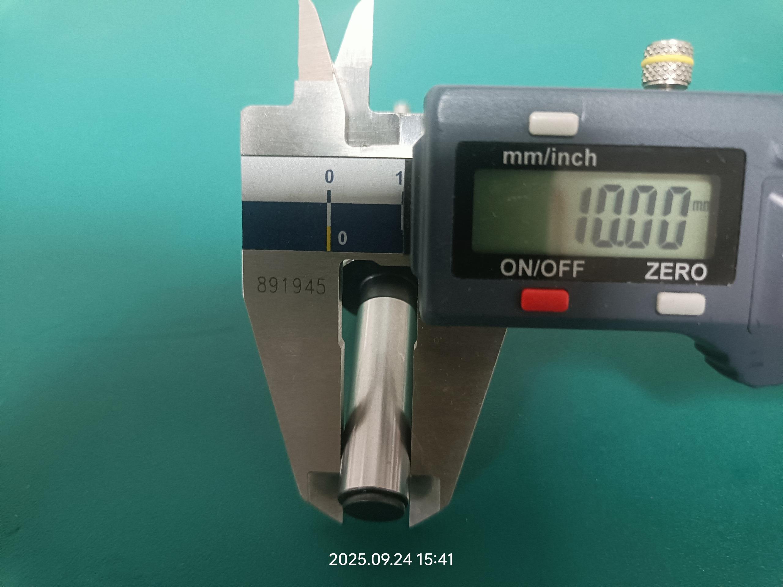 Mechanical edge finder