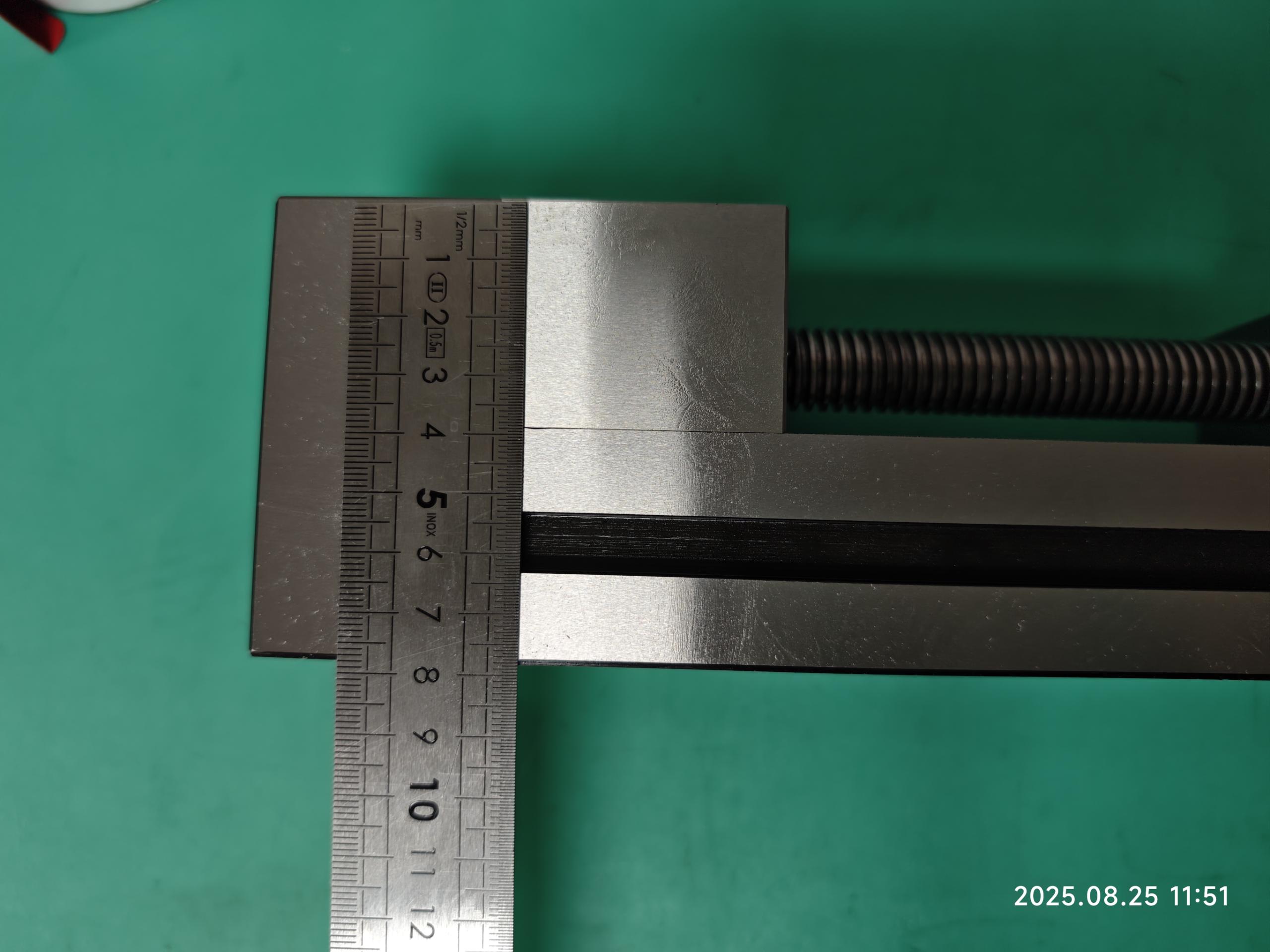 Precision toolmarkers vise