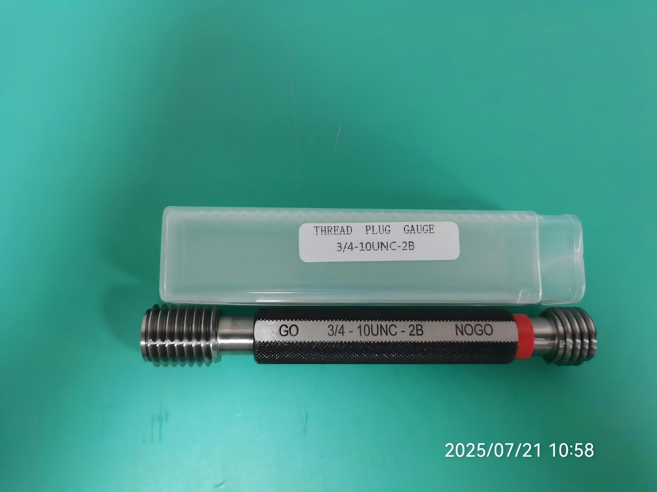ANSI Thread plug gauge UNC 2B